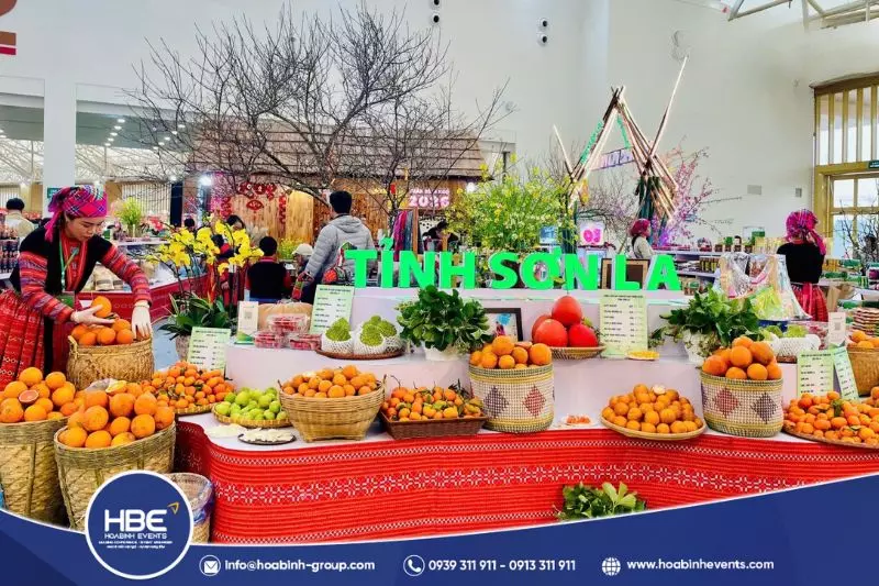 Mẫu booth gian hàng đẹp cho hội chợ, triển lãm và sự kiện Mẫu booth gian hàng đẹp cho hội chợ, triển lãm và sự kiện