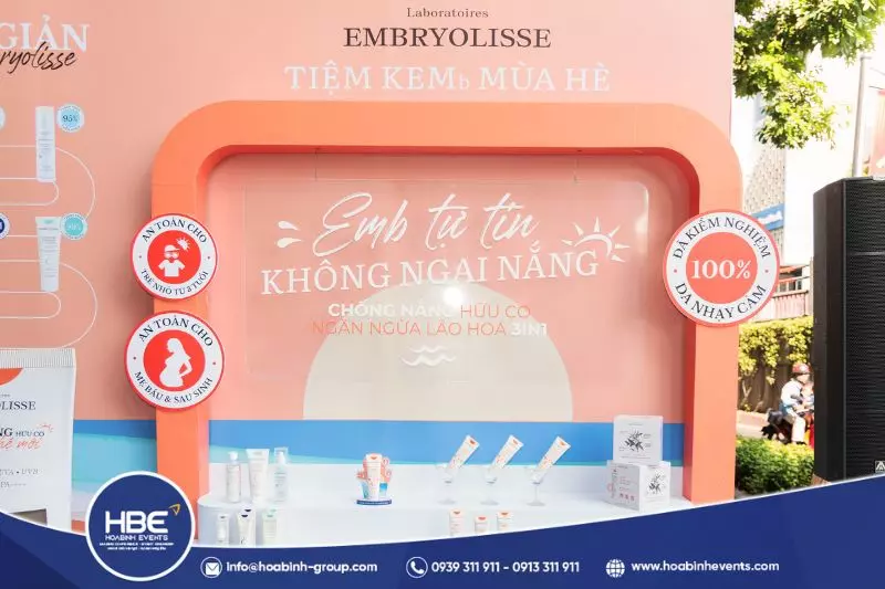 Gian h&agrave;ng giới thiệu sản phẩm mới