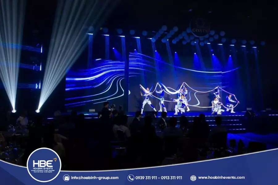 Key moment ứng dụng công nghệ (LED, hologram, mapping) Key moment ứng dụng công nghệ (LED, hologram, mapping)