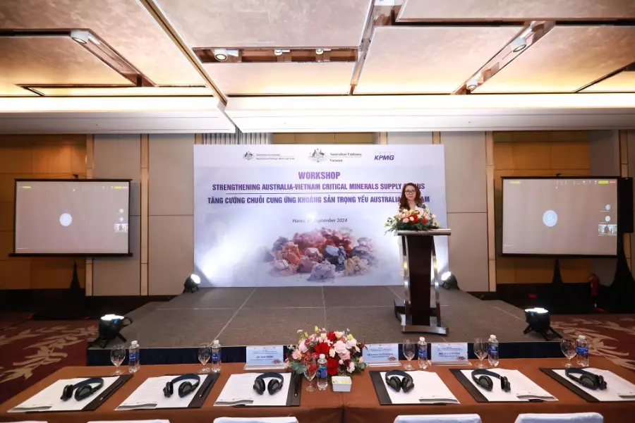 Cho thu&ecirc; m&aacute;y chiếu, m&agrave;n chiếu sự kiện uy t&iacute;n tại H&agrave; Nội