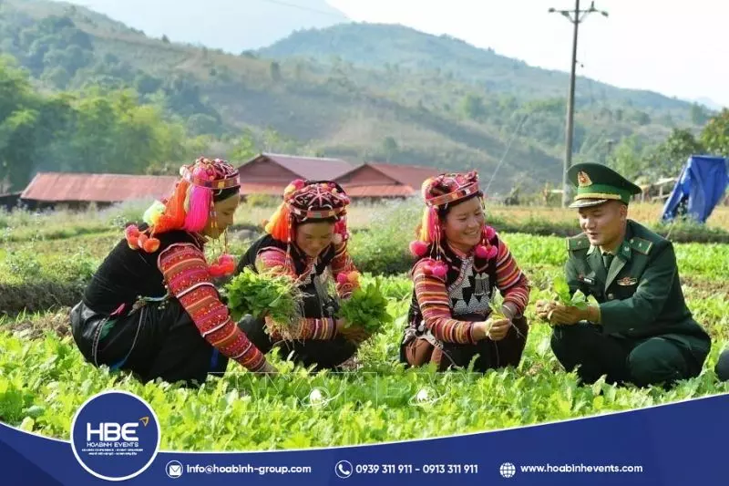 Ng&agrave;y truyền thống bộ đội bi&ecirc;n ph&ograve;ng
