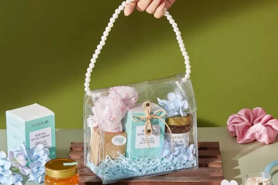 Quà tặng 20/10 cho khách hàng và đối tác nữ Quà tặng 20/10 cho khách hàng và đối tác nữ