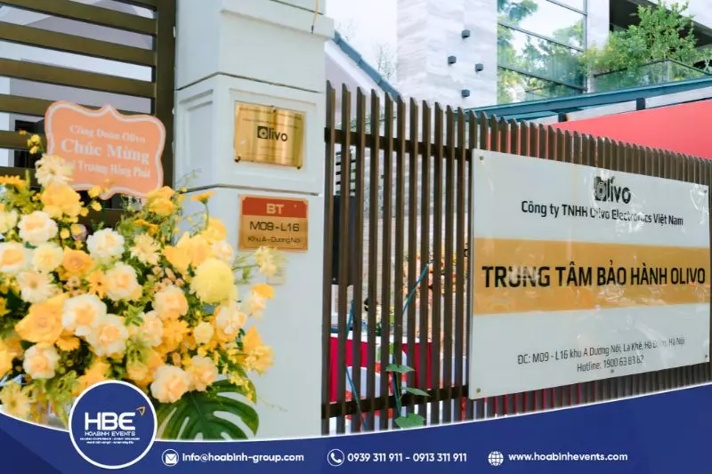 Lẵng hoa ch&uacute;c mừng khai trương