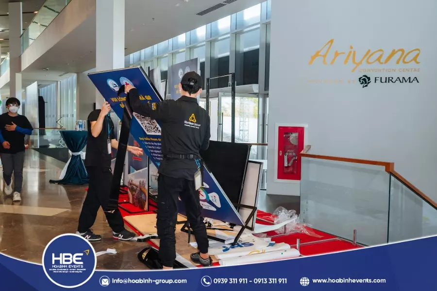 Thi công POSM chuyên nghiệp cho sự kiện, hội nghị, triển lãm Thi công POSM chuyên nghiệp cho sự kiện, hội nghị, triển lãm