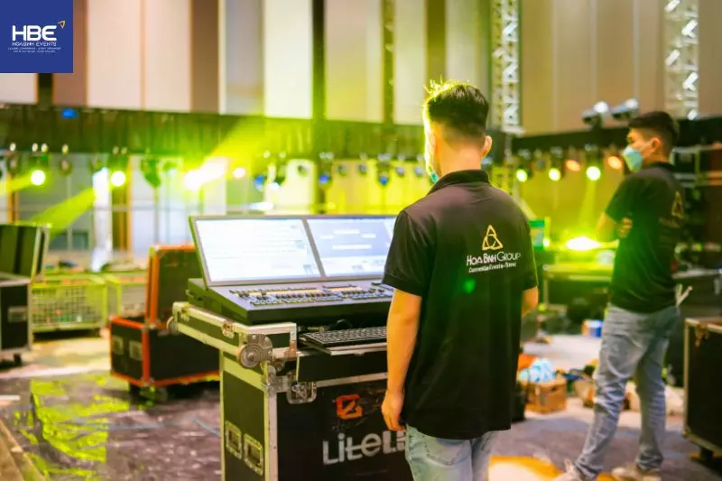 Tổ chức các sự kiện cho đối tác quốc tế