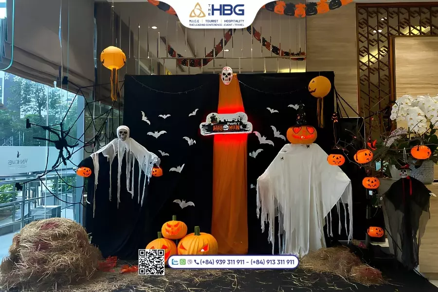 Trang tr&iacute; Halloween cho c&ocirc;ng ty