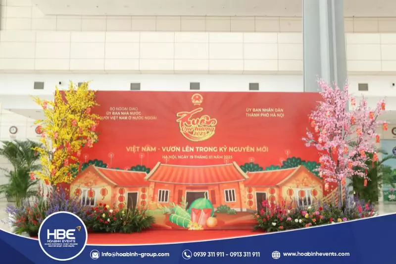 &yacute; tưởng trang tr&iacute; s&acirc;n khấu Tết