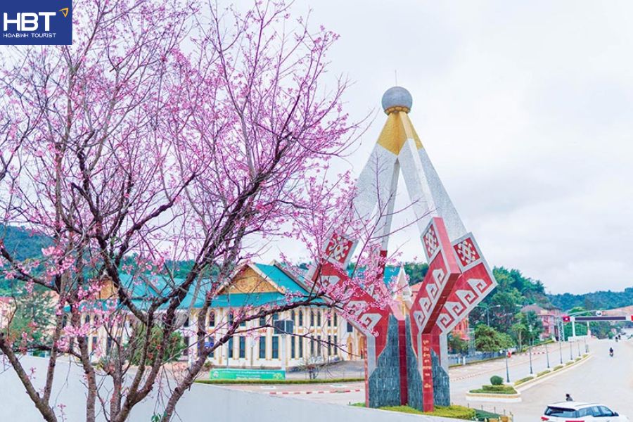 Du lịch Sầm Nưa