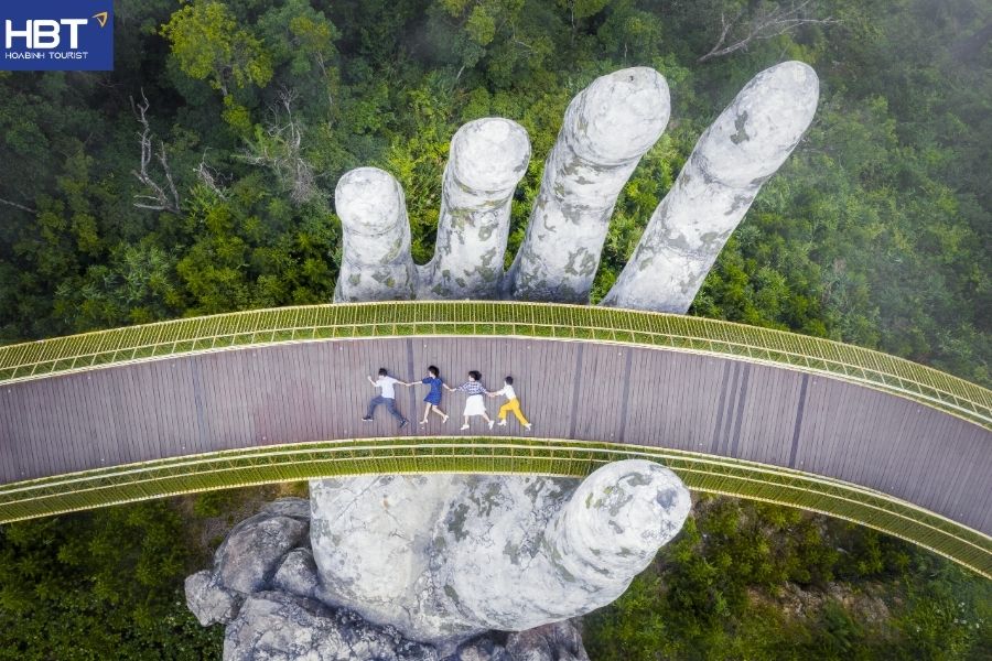 Golden Bridge Da Nang