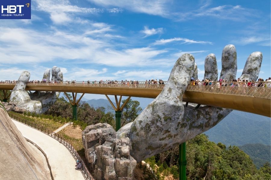 Golden Bridge Da Nang