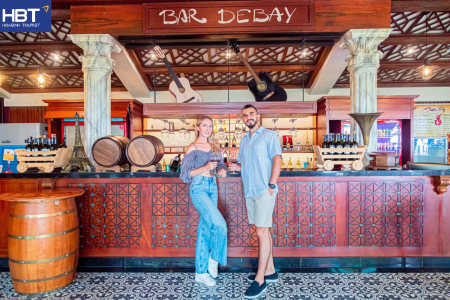 hầm rượu Debay