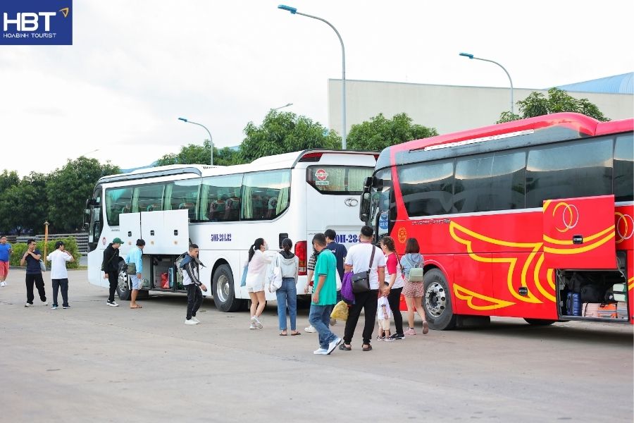 Shuttle Buses from Da Nang to Hoi An