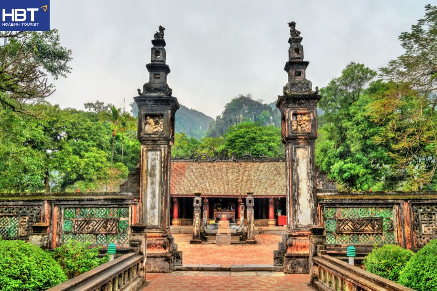 Cố đô Hoa Lư