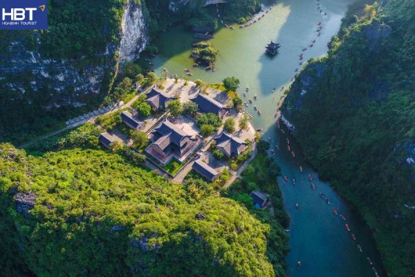 Khu du lịch Hành cung Vũ Lâm