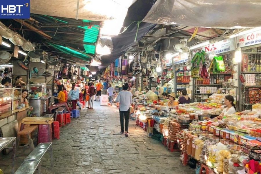 Dong Ba Market Hue Vietnam