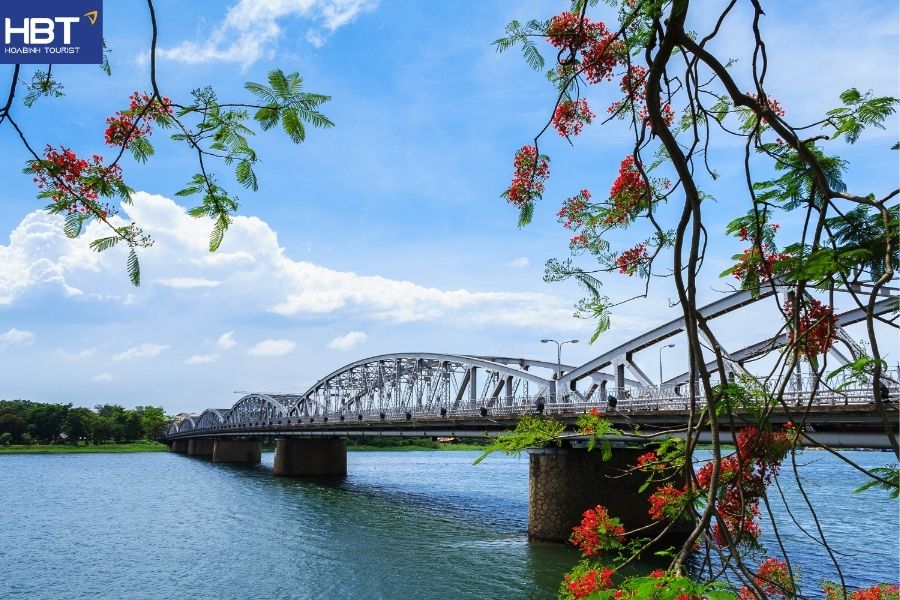 hoi an to hue day trip