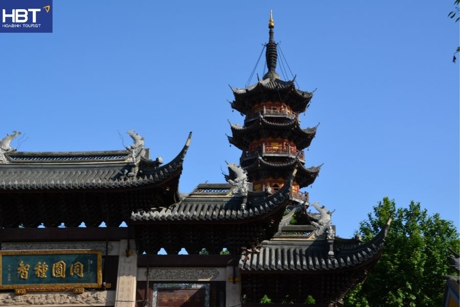 Chùa Long Hoa (Longhua Temple)