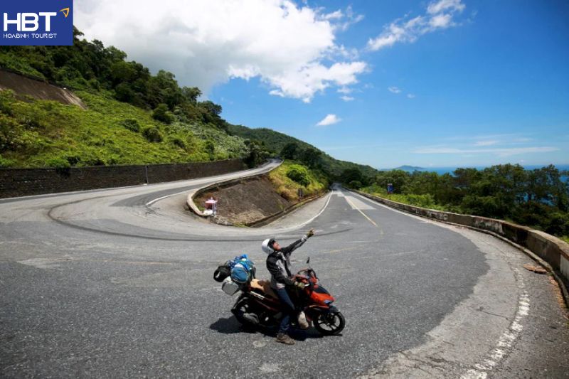Hue to Hoi An via Hai Van pass