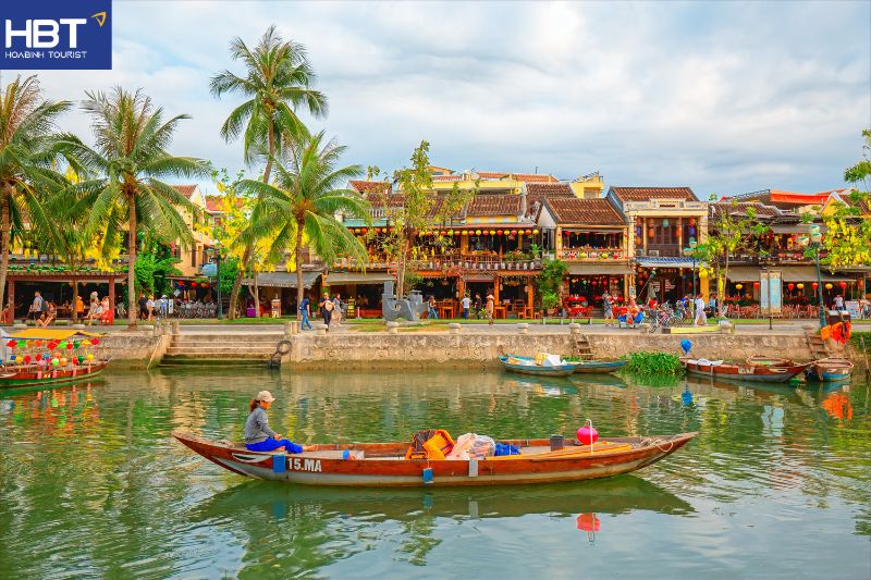 Travel to Hoi An with HoaBinh Tourist