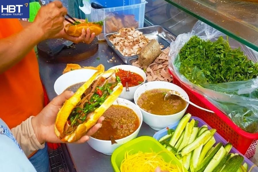 banh mi hoi an