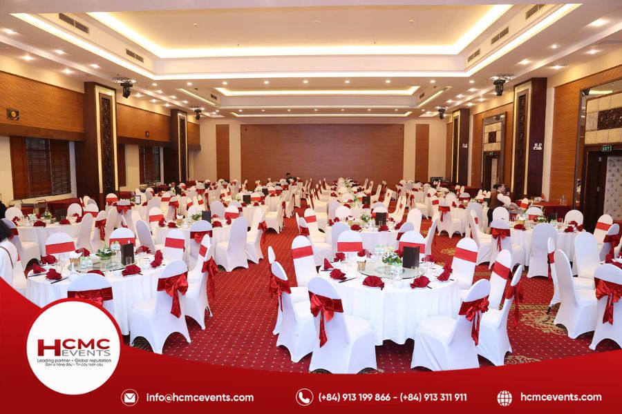 Dịch vụ cho thuê bàn tròn