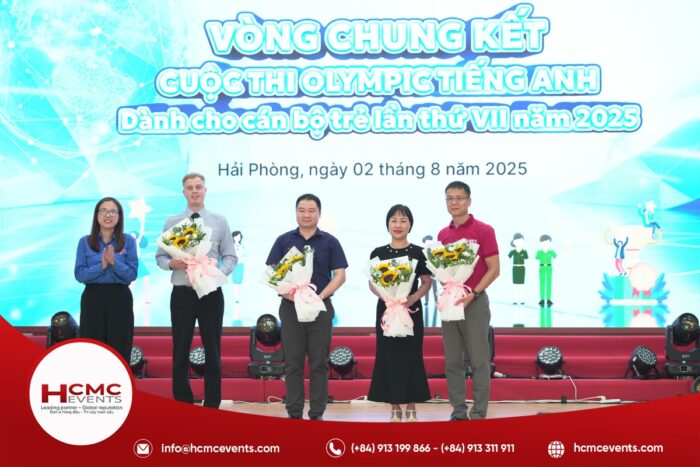 Gala tổng kết hội trại “Thanh niên Việt Nam: Làm chủ ngoại ngữ – Bản lĩnh hội nhập”