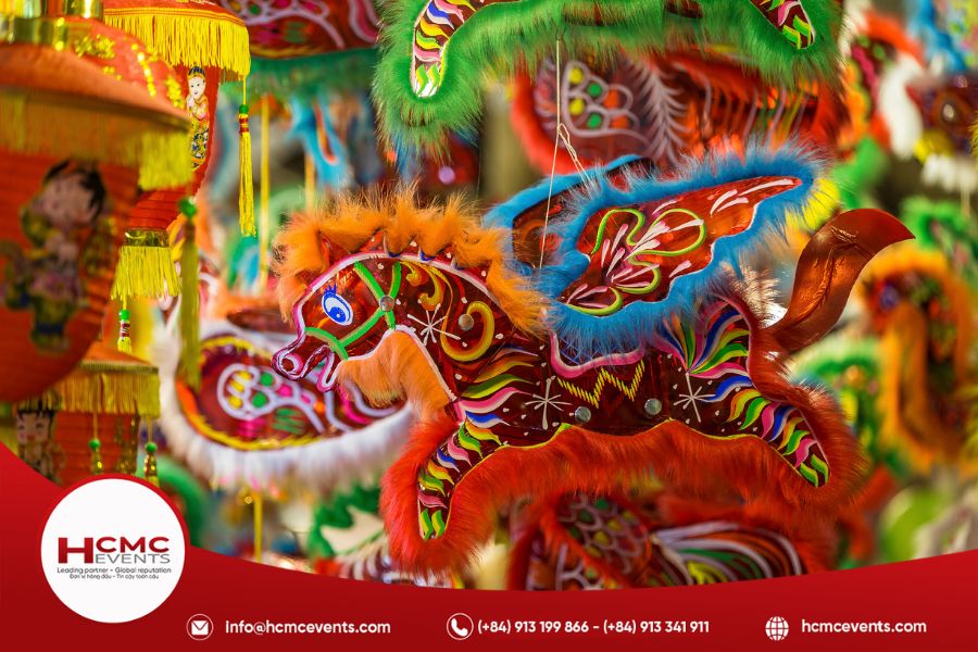 Rước đèn ông sao, thi làm lồng đèn