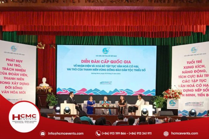 Dịch vụ cho thuê rèm sân khấu hội trường trọn gói tại TPHCM
