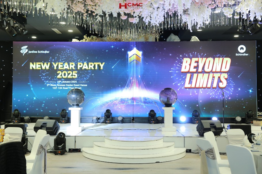 mẫu thiết kế backdrop tất niên
