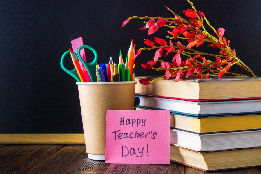 hình nền powerpoint 20/11