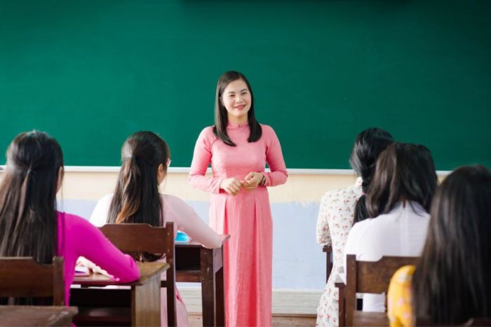 Top 15+ bài hát 20/11 tri ân thầy cô ý nghĩa nhất