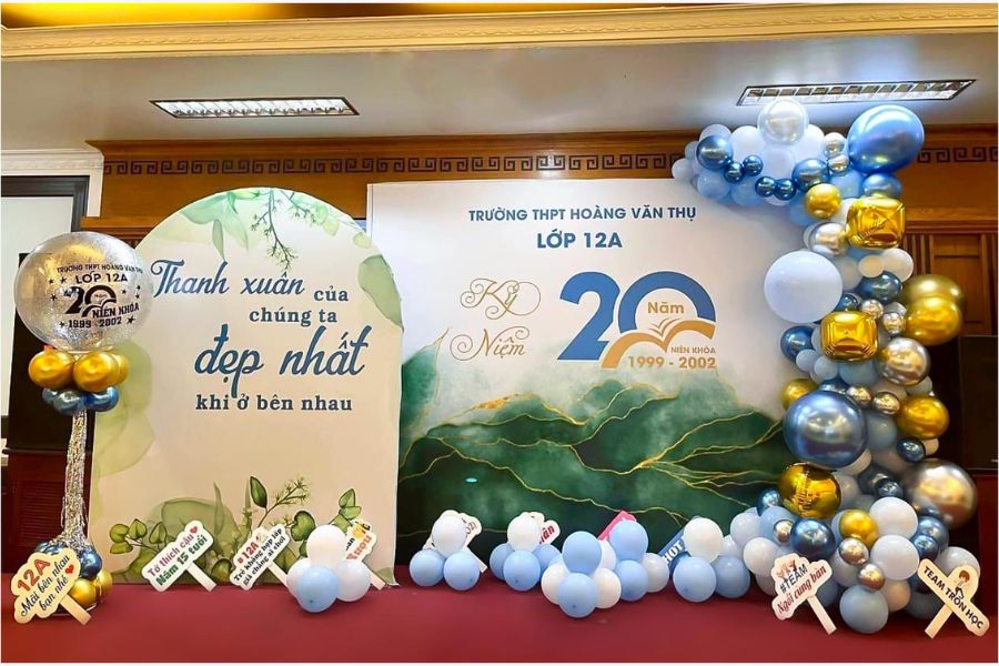 trang trí sân khấu 20/11