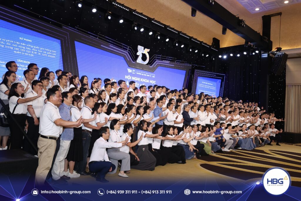 Hội nghị khoa học + Teambuilding kỷ niệm 25 năm thành lập UEL